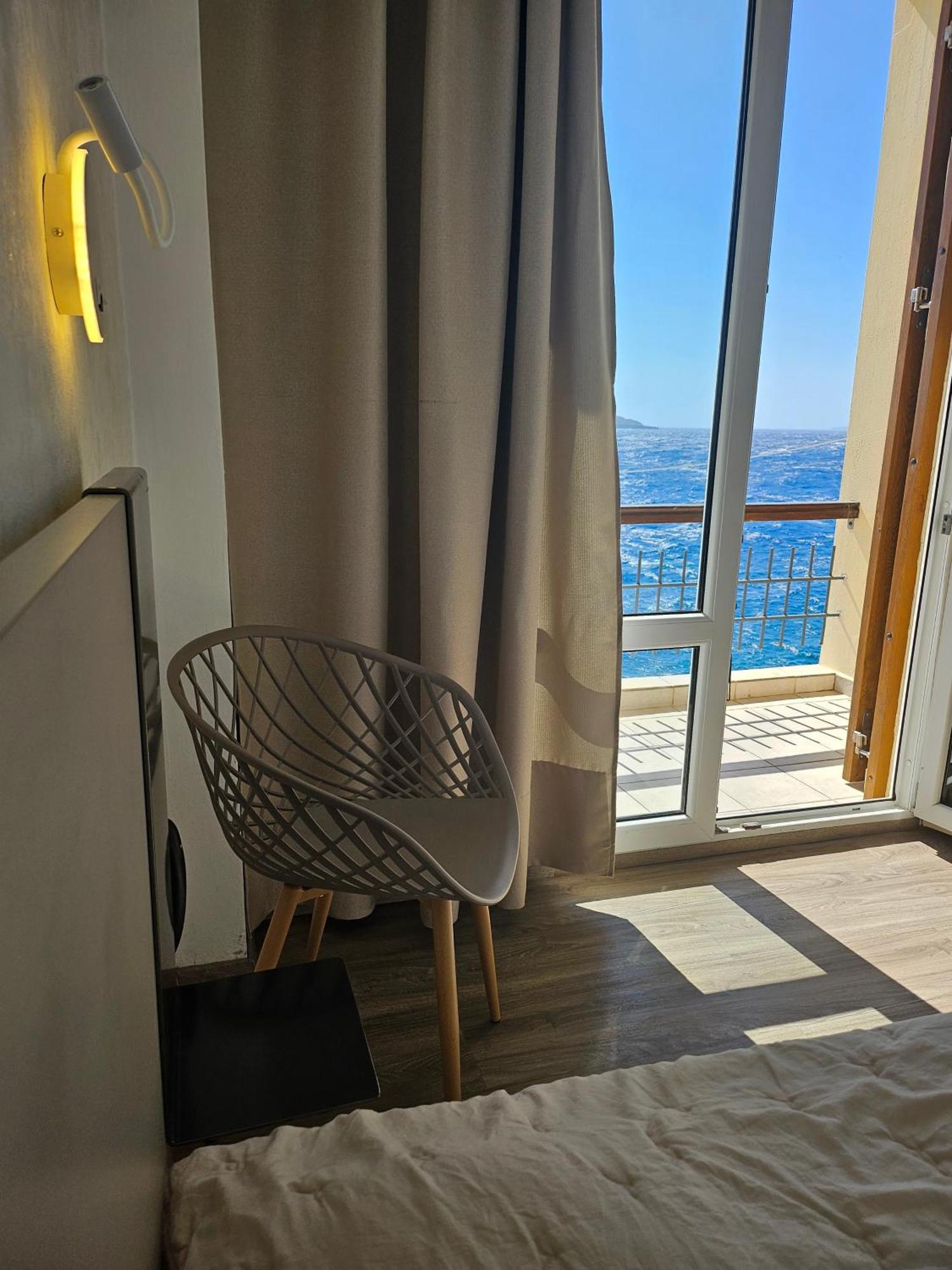 Nisaki Hotel & Elite Suites エルムポリ エクステリア 写真